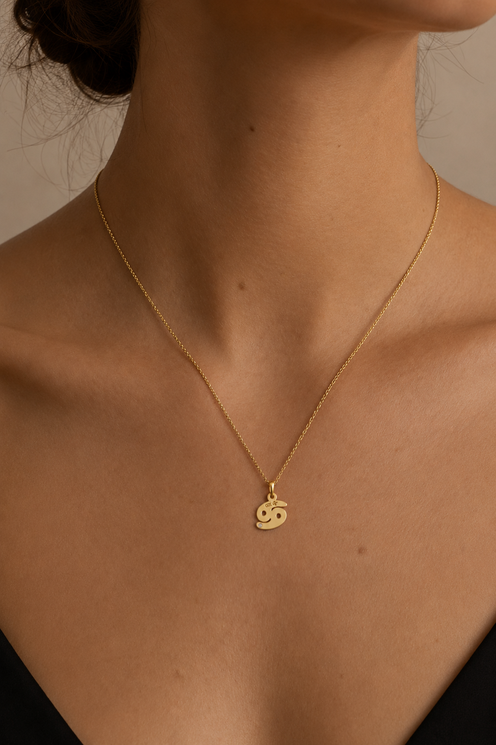 9K GOLD ZODIAC GOLD DIAMOND NECKLACE / CANCER