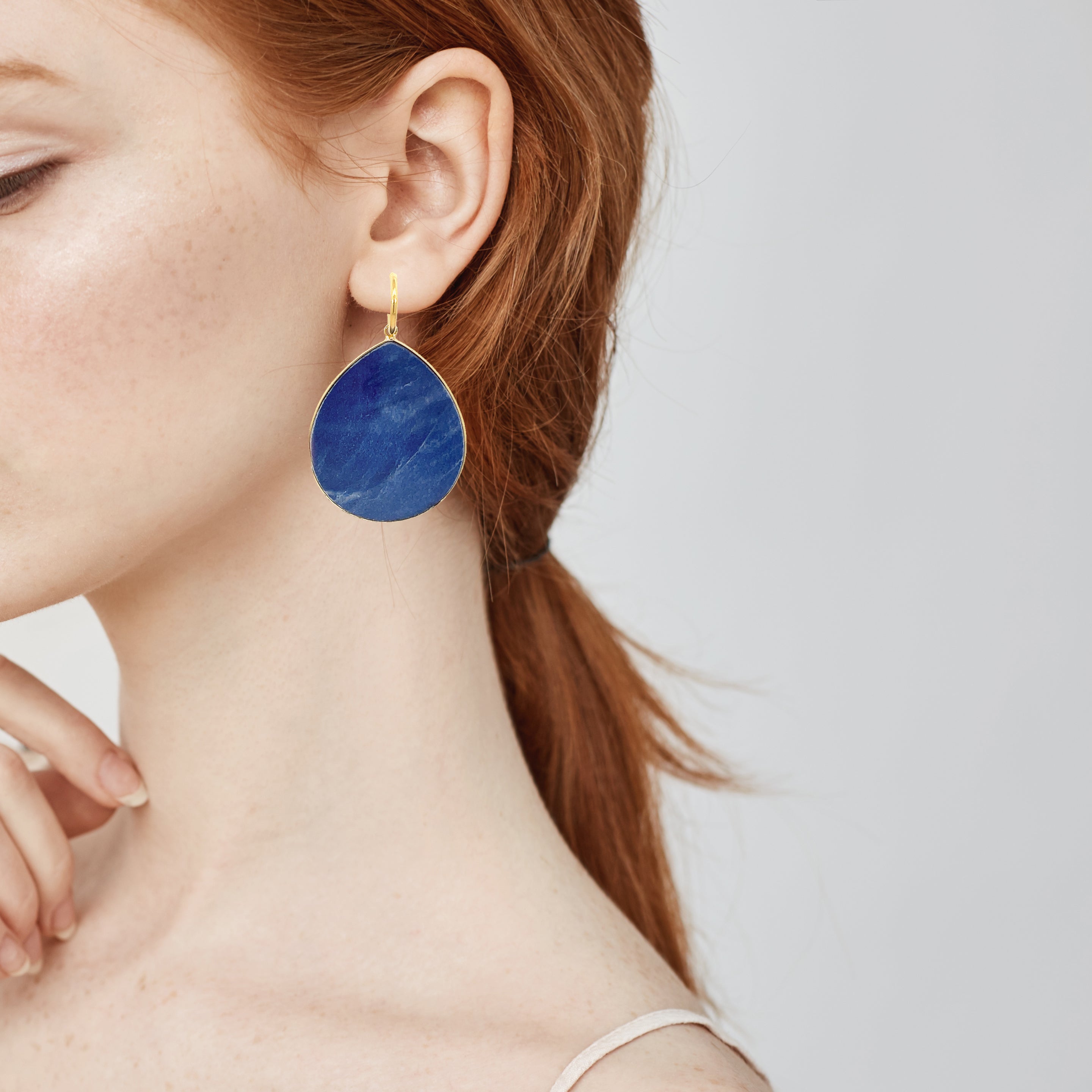 Exquisite Oval Drop Earrings | Lapis Lazuli | Gosia Orlowska