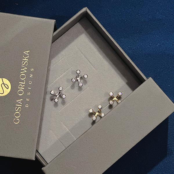 “Joyce” 925 sterling SILVER Flower Petal Ear Studs