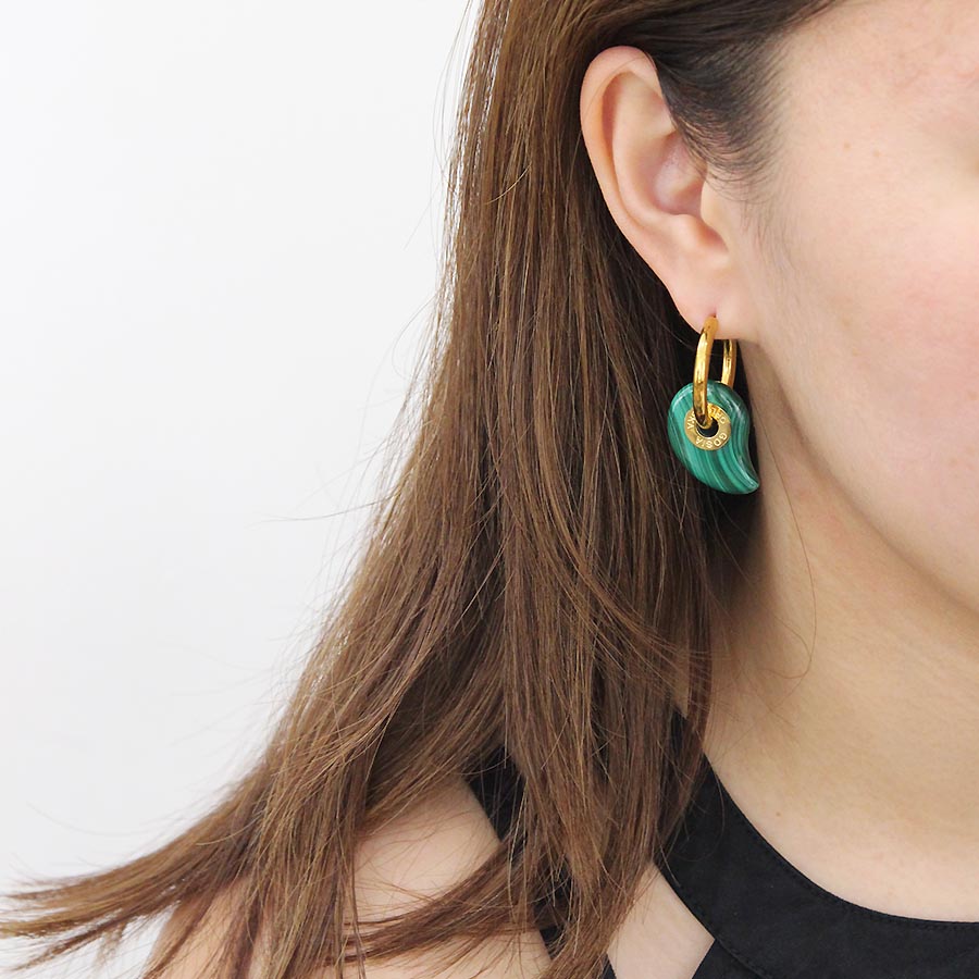 "Magatama” Malachite Earrings