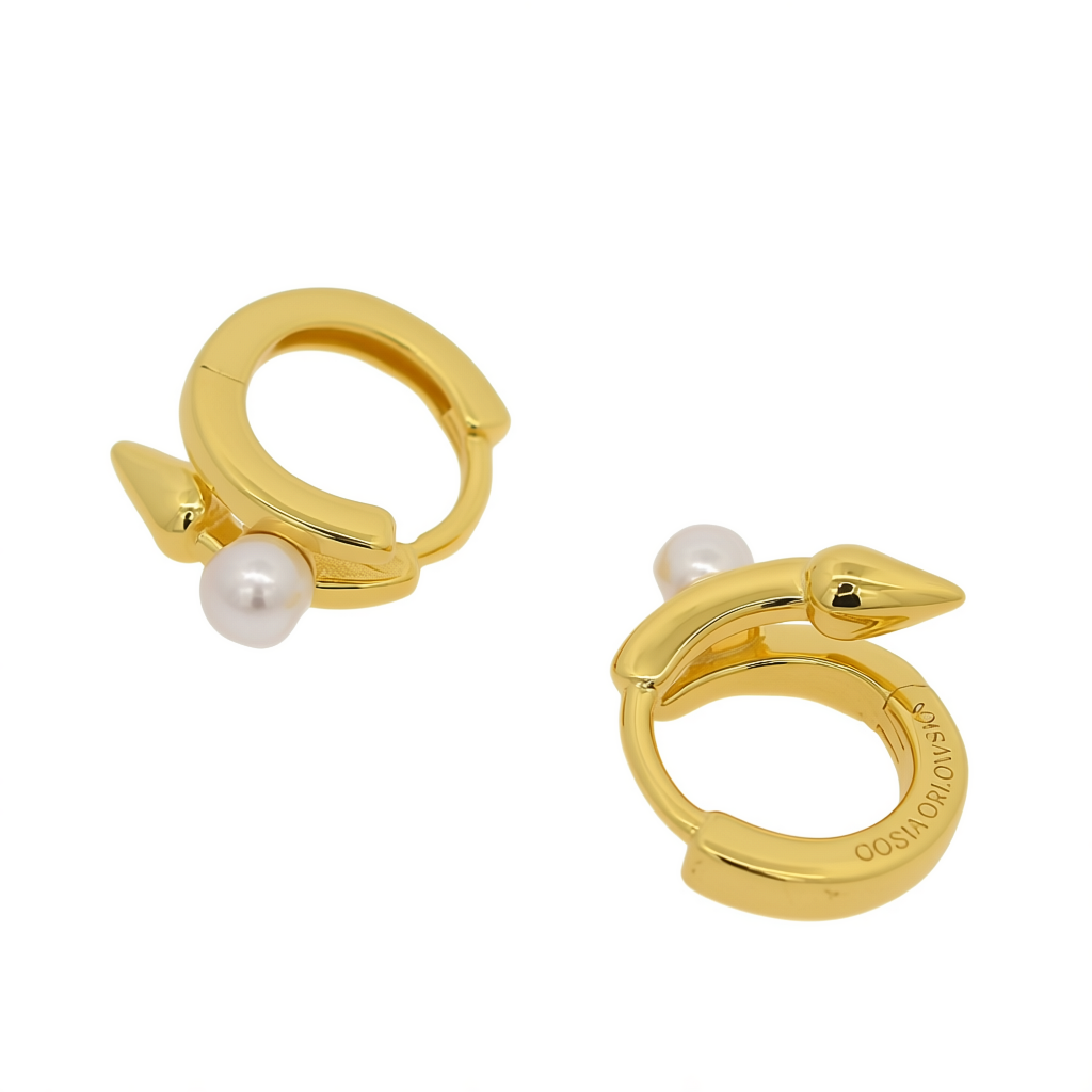 “Momi” 925 Silver Mini Pearl Huggie