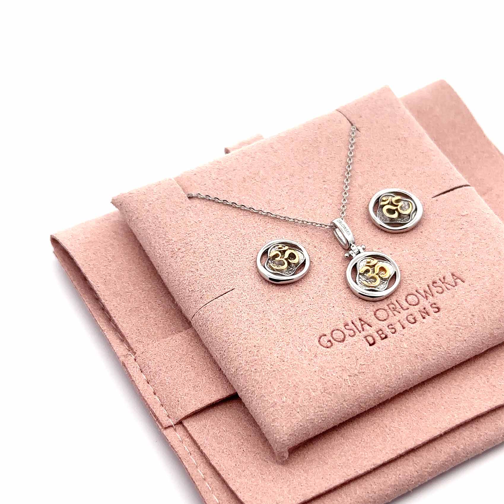 "AISHA" DOUBLE SIDED PENDANT NECKLACE