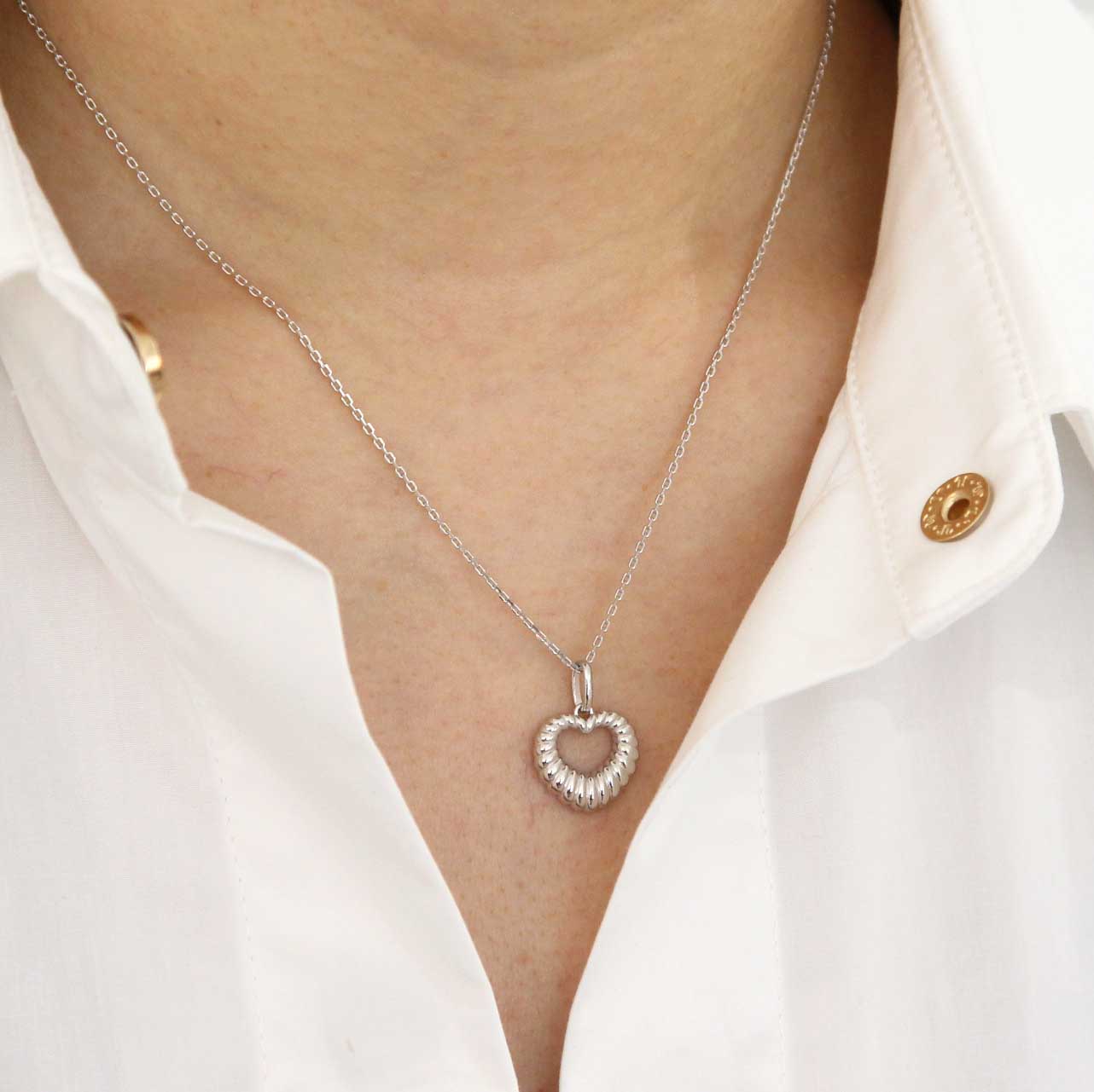 “TOBELOVED” Vibrant Heart Gold Vermeil Necklace