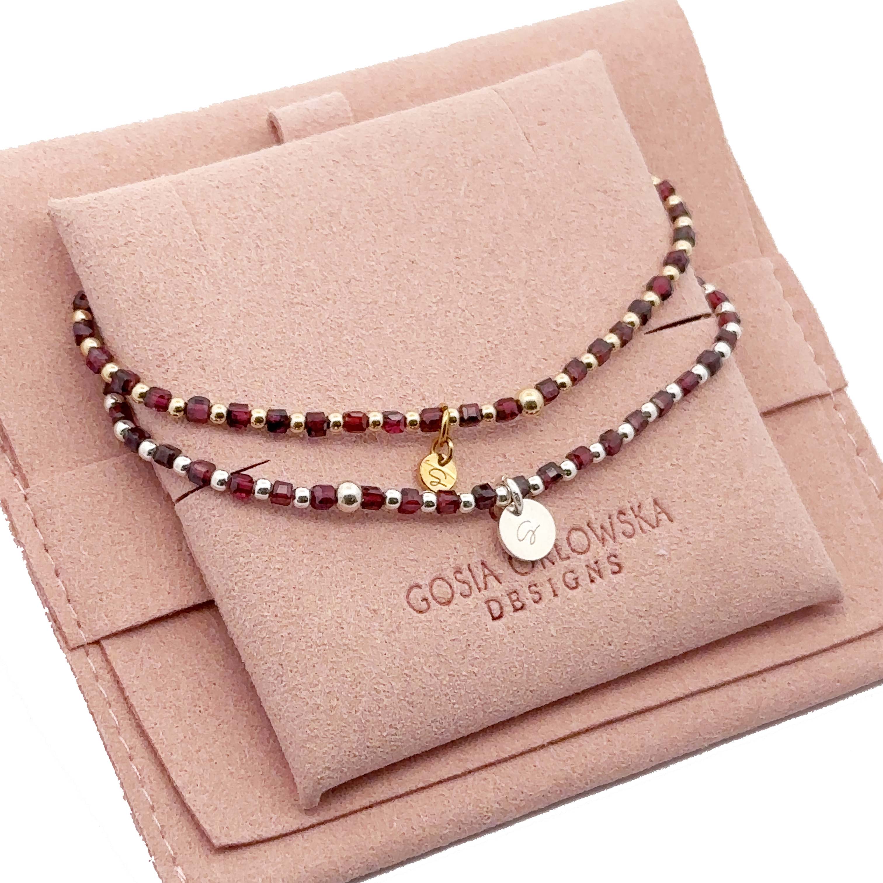 “Yaiza” Garnet 2mm Square Beads Bracelet