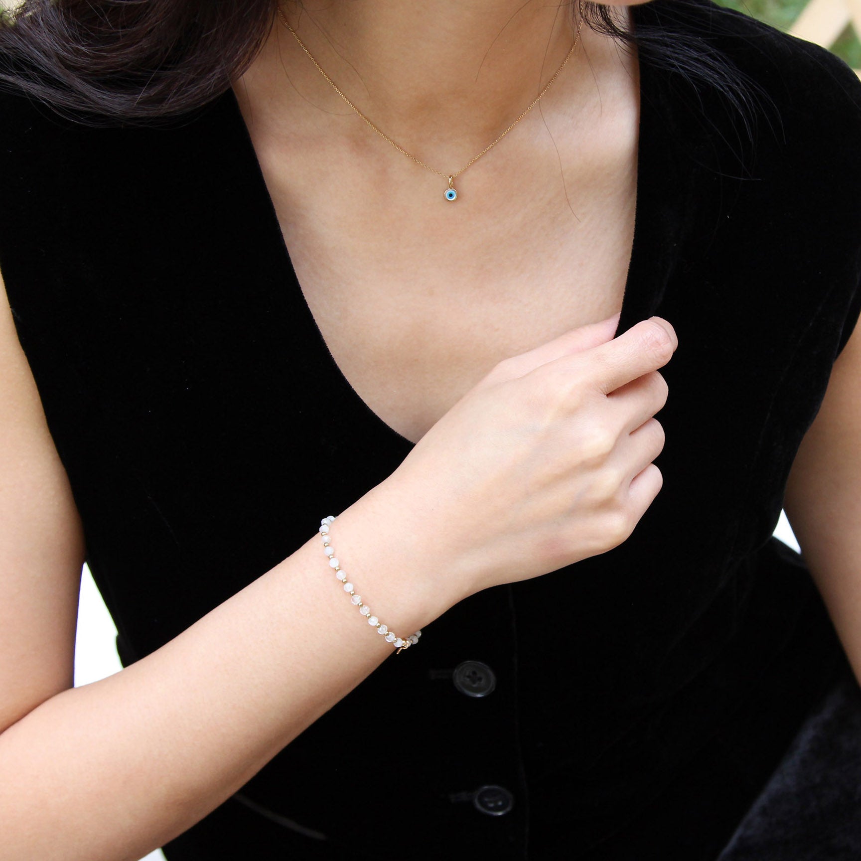 Discover Exquisite NIA Moonstone Bracelet