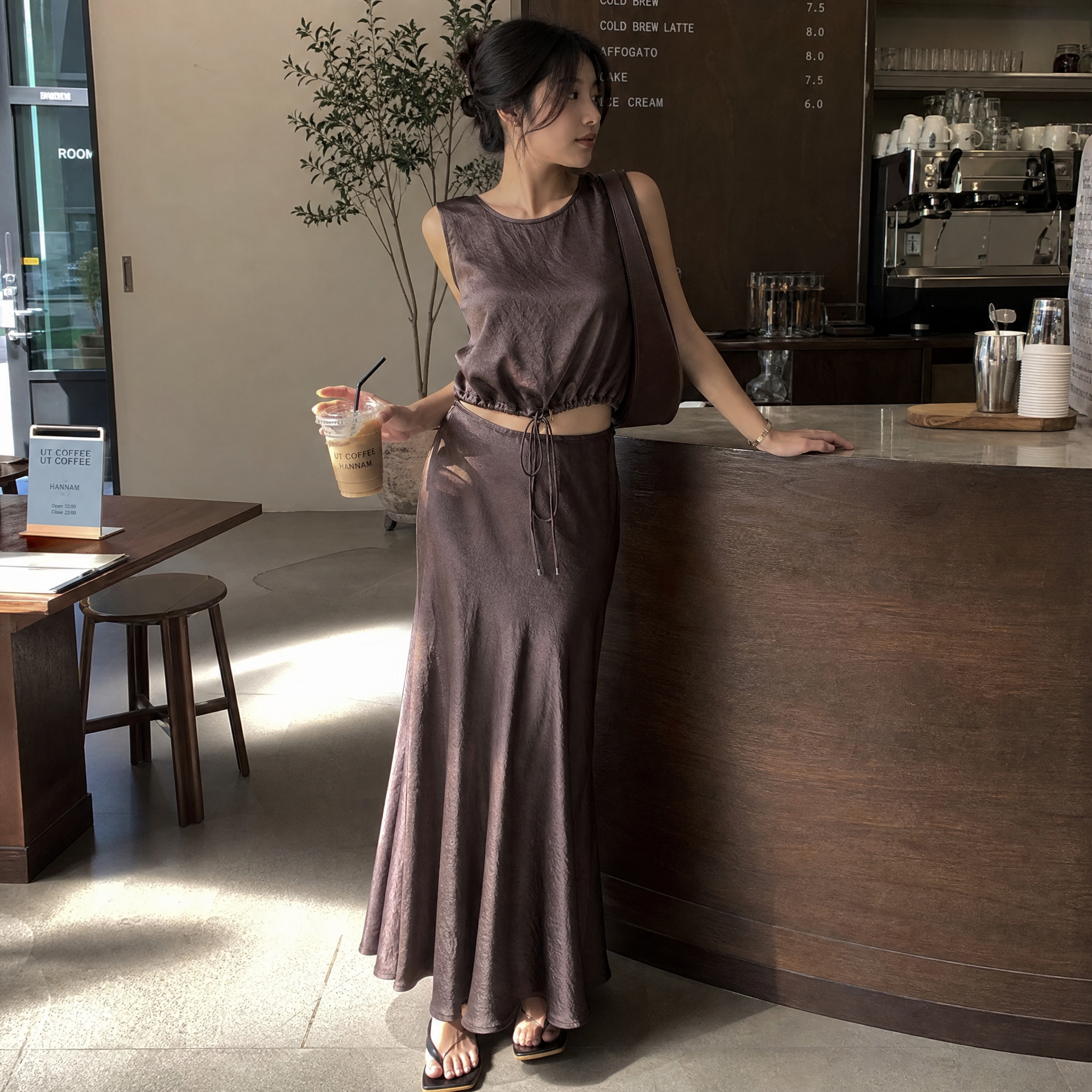 “Aurora” ash brown skirts / set