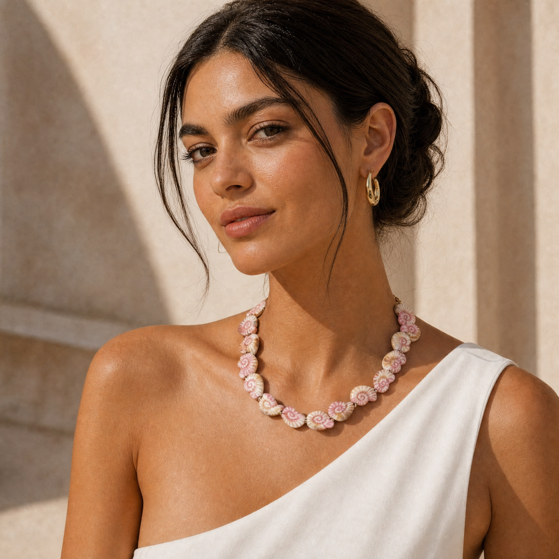 “Del Mare” Ceramic Seashell Choker