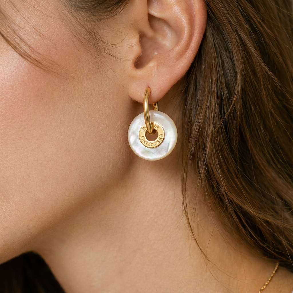 “CIAMBELLA” 2CM Mother of Pearl (YELLOW tone ) EARRINGS