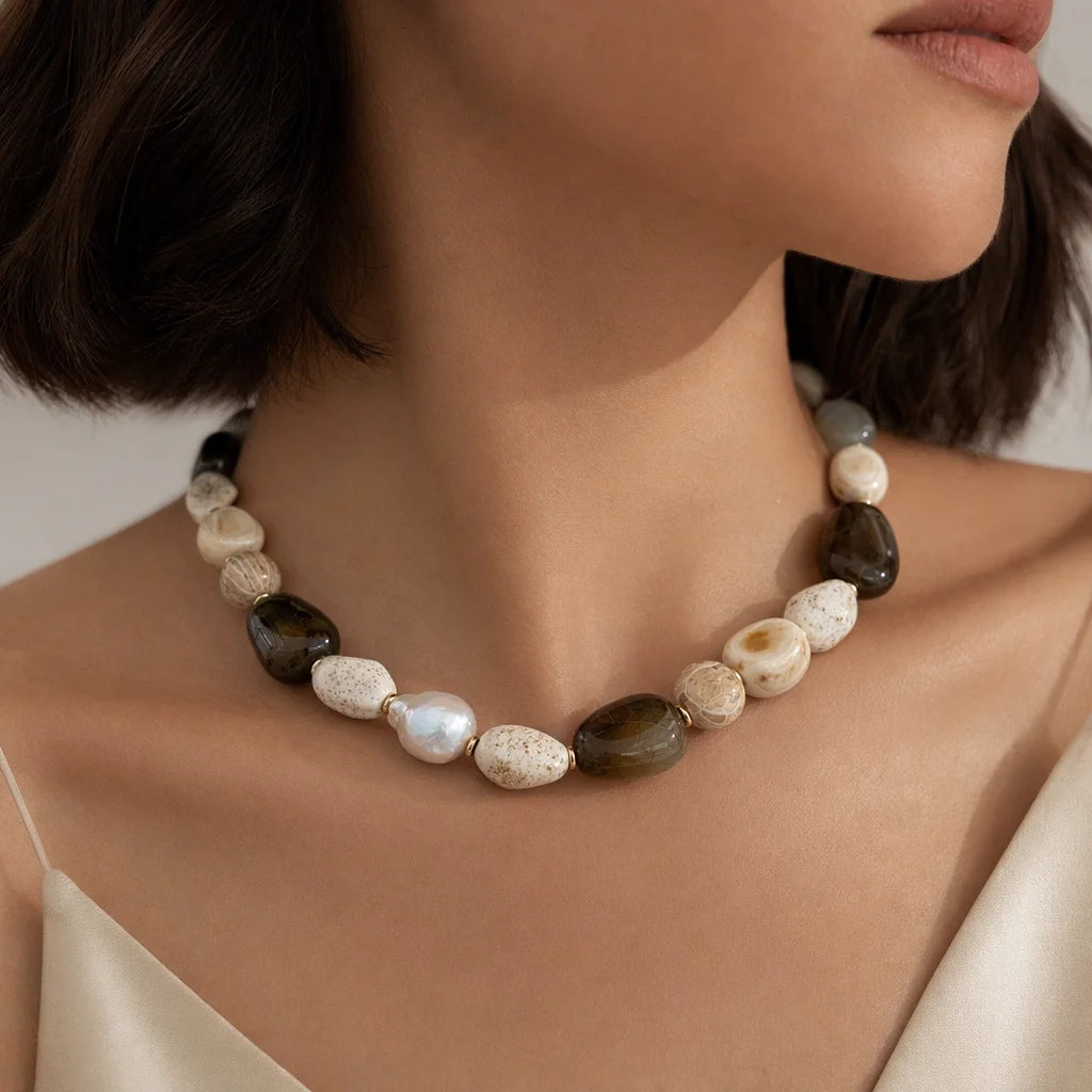 "Dune Night "Seashell Necklace