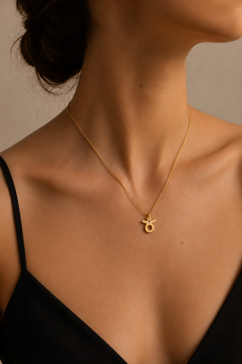 9K GOLD ZODIAC GOLD DIAMOND NECKLACE / TAURUS