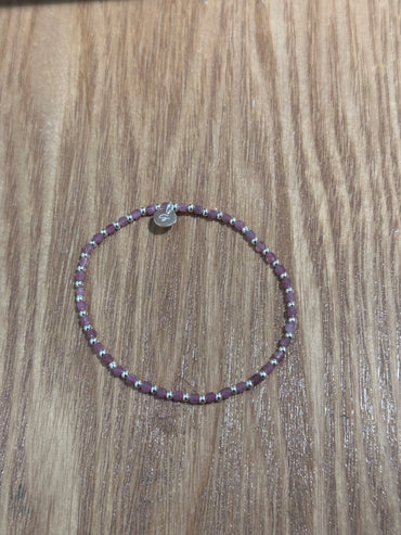 @White / 2mm Pink tourmaline (square)