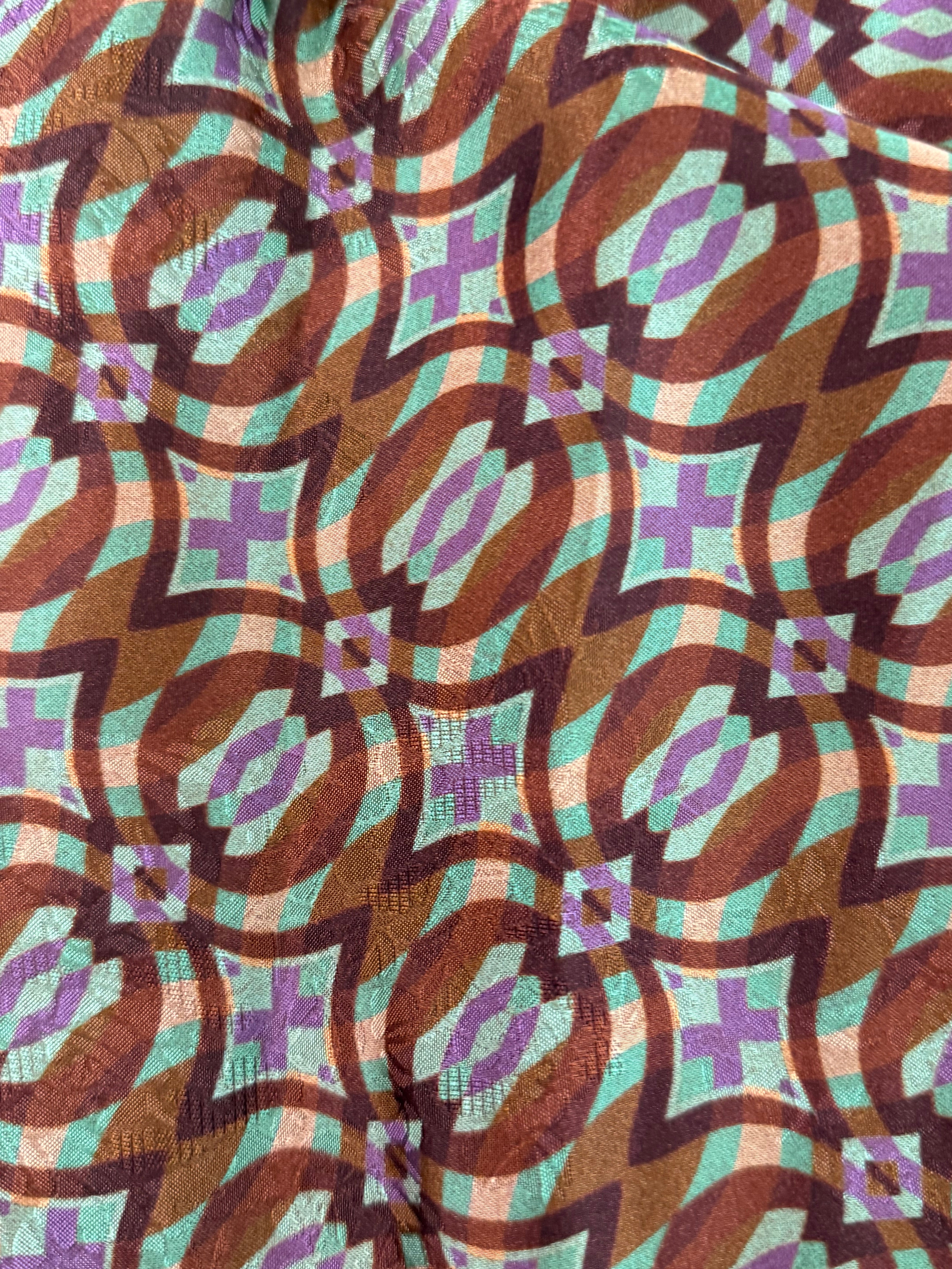“Cadena” brown pattern Removable Collar Top