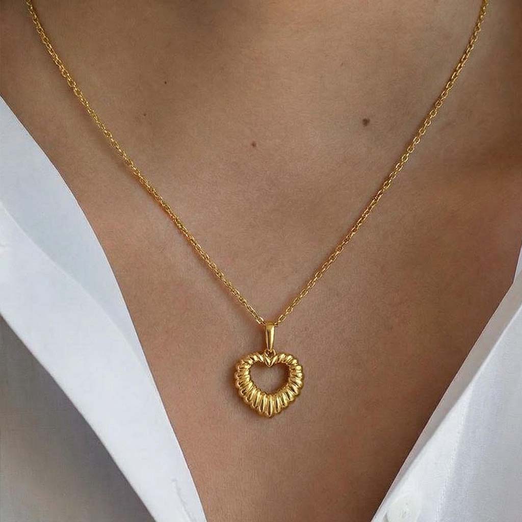 “TOBELOVED” Vibrant Heart Gold Vermeil Necklace