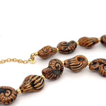 “Del Mare” Freshwater Pearl Ceramic Seashell Choker - Beach Sand Brown