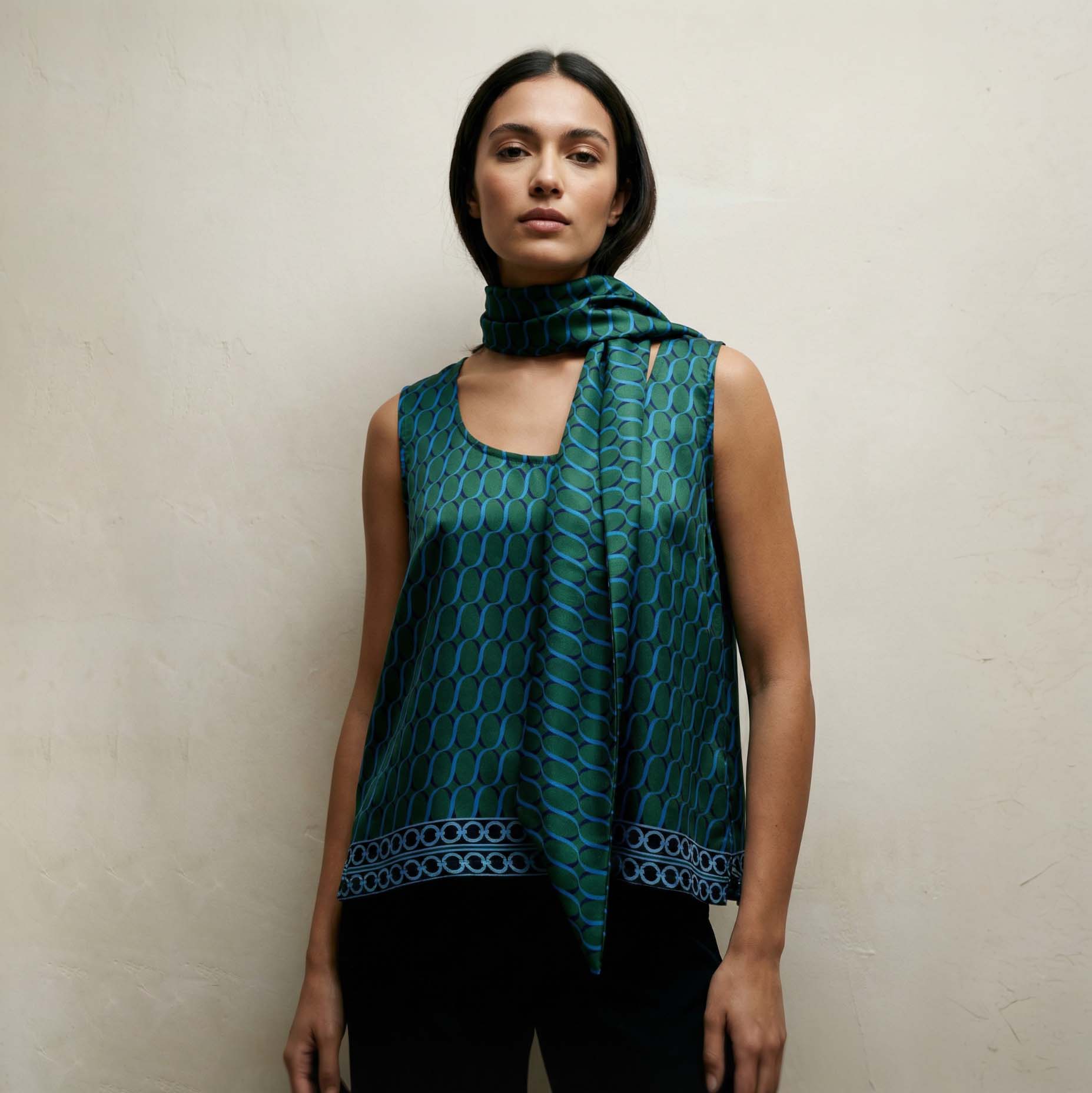 “Cadena” Removable Collar Top