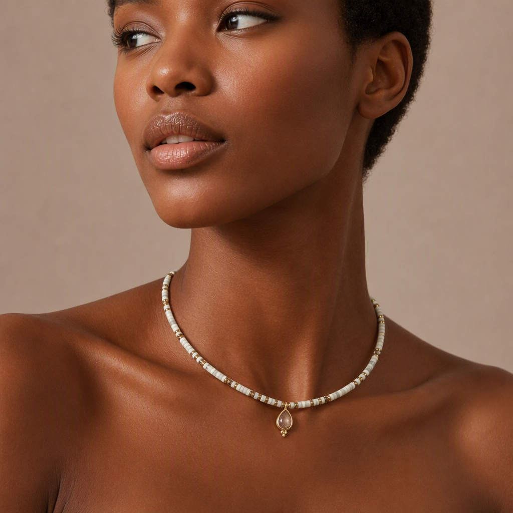 “AGERA” White Howlite Necklace