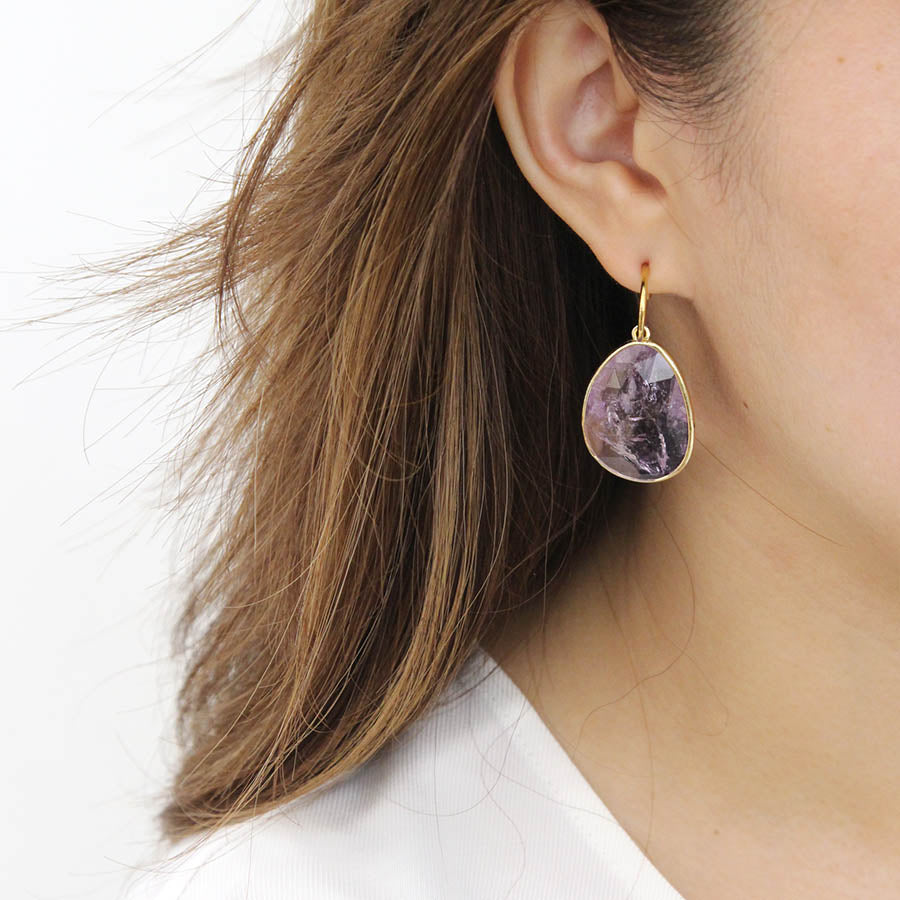 "MEERA" POINT DROP CRYSTAL EARRINGS - AMETHYST