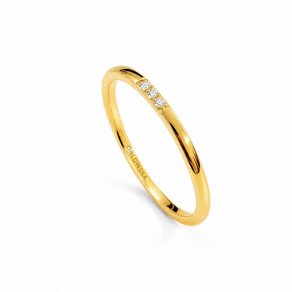“Lori” 925 sterling silver 3 zirconia ring