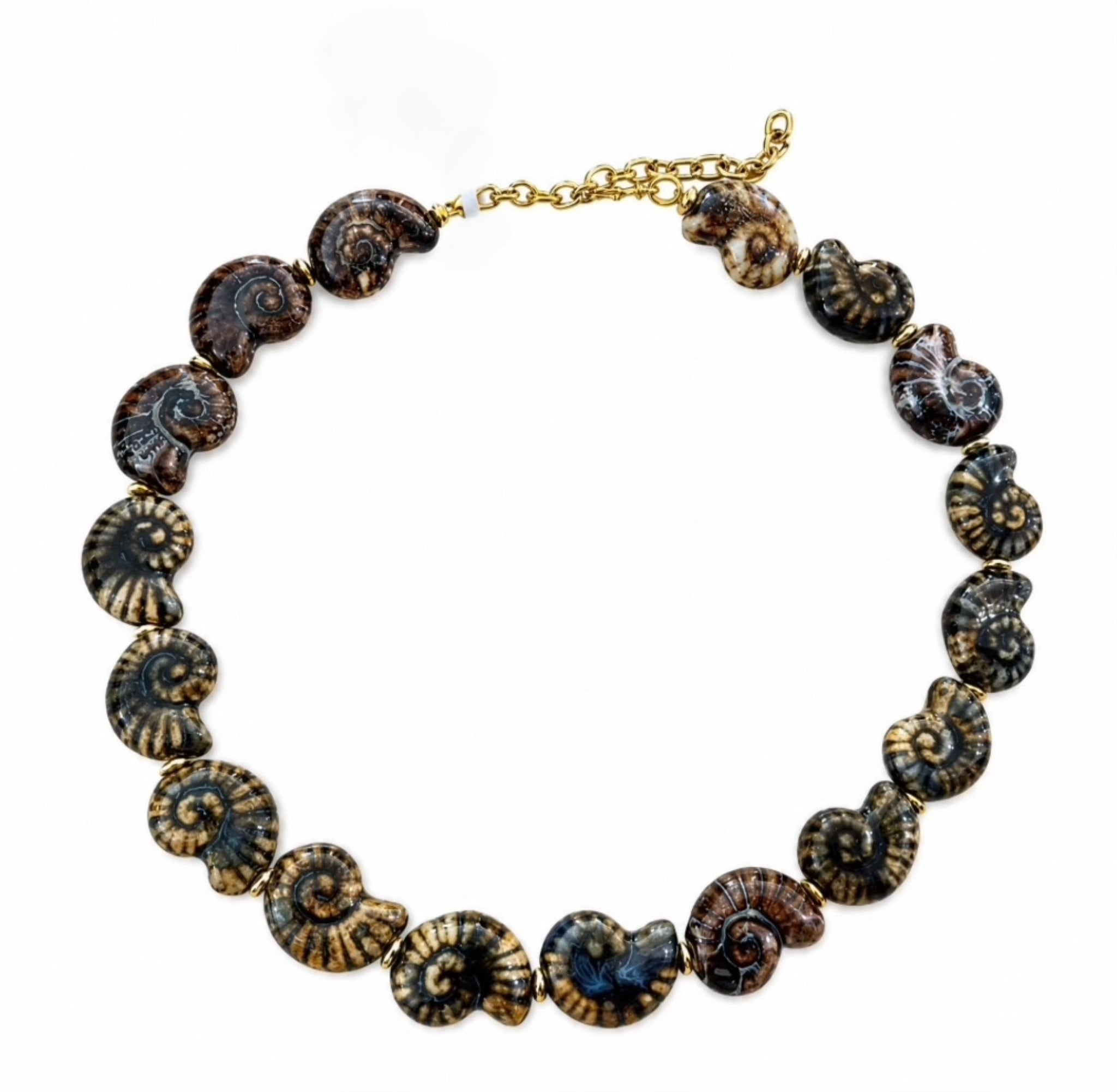 “Del Mare” Ceramic Seashell Choker