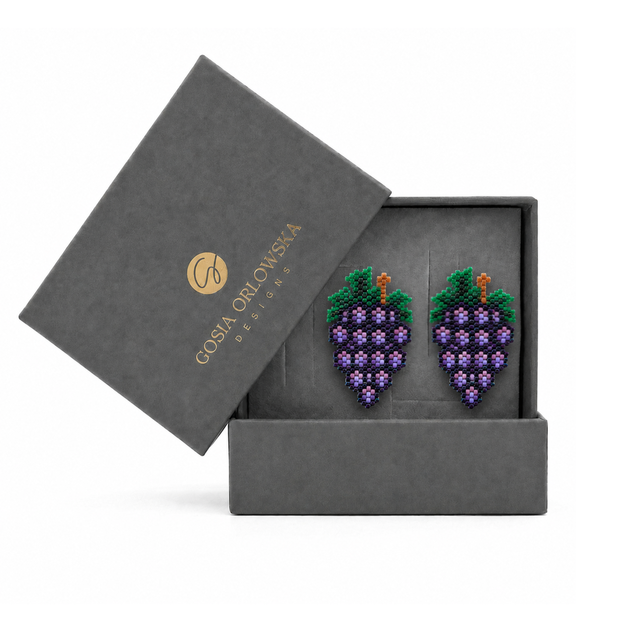 "Grape"beaded fruit earrings