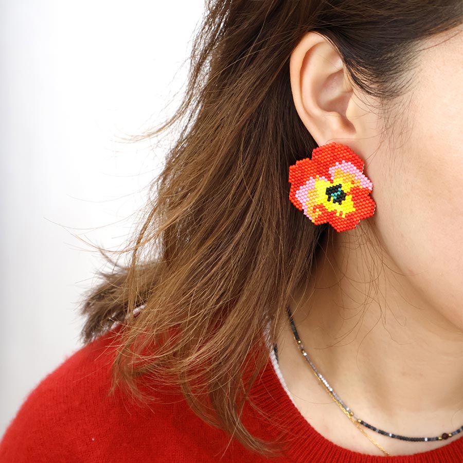 "RED VIOLA" BEADED FLOWER EARRINGS