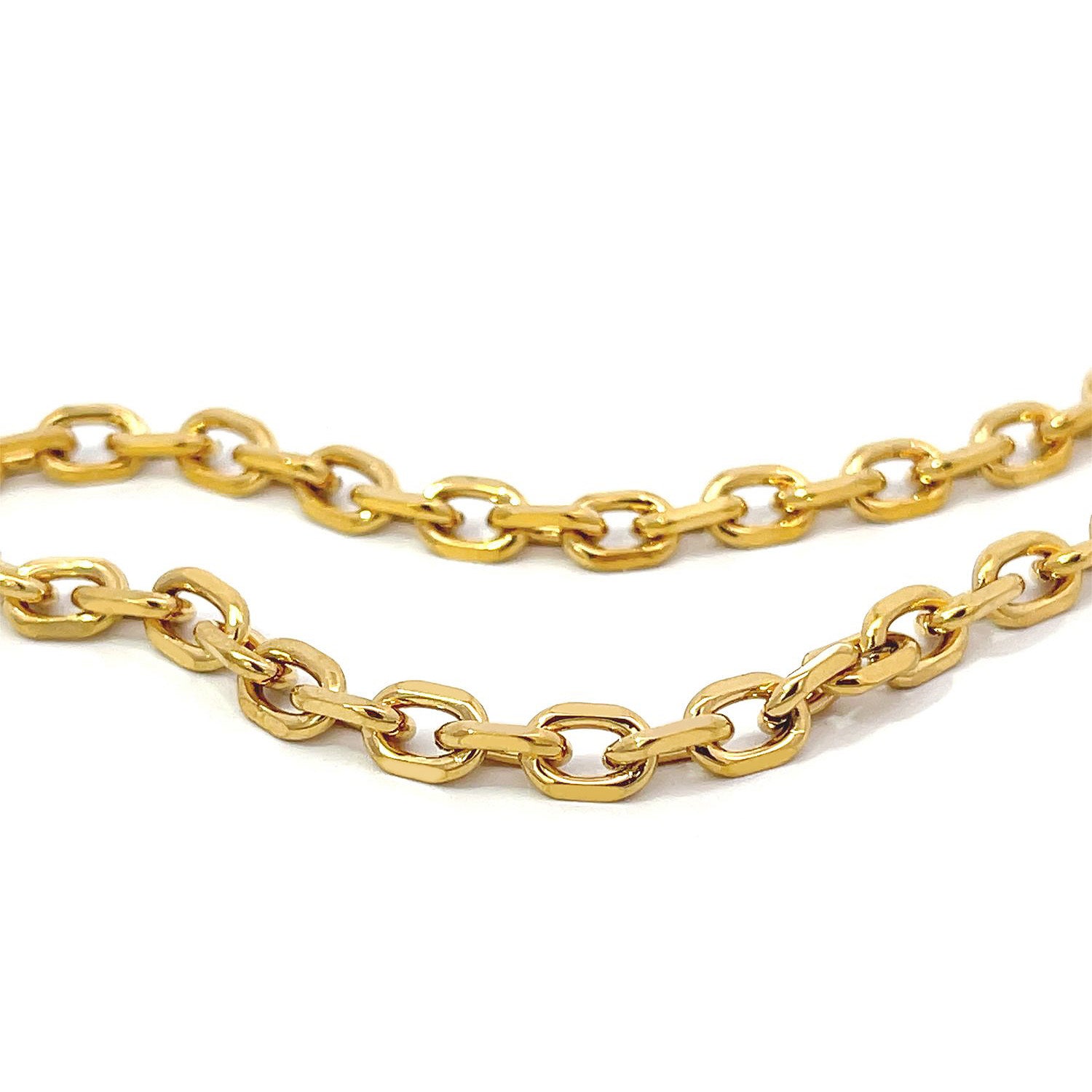 Upgrade Your Style with SHAYE Trace Chain Necklace