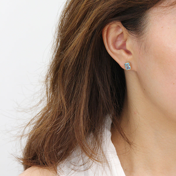 9K GOLD BLUE TOPAZ EARRINGS