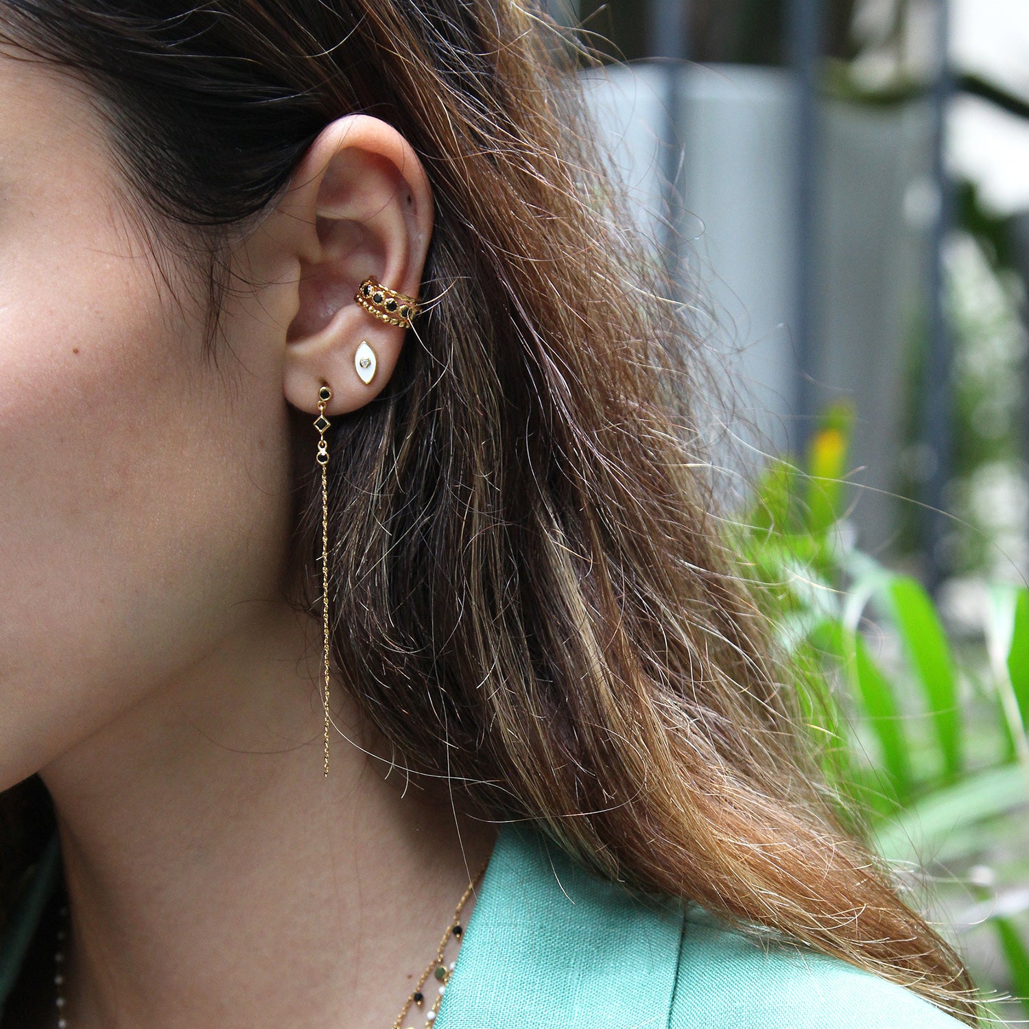 “Forest” Black Spinel Ear cuff